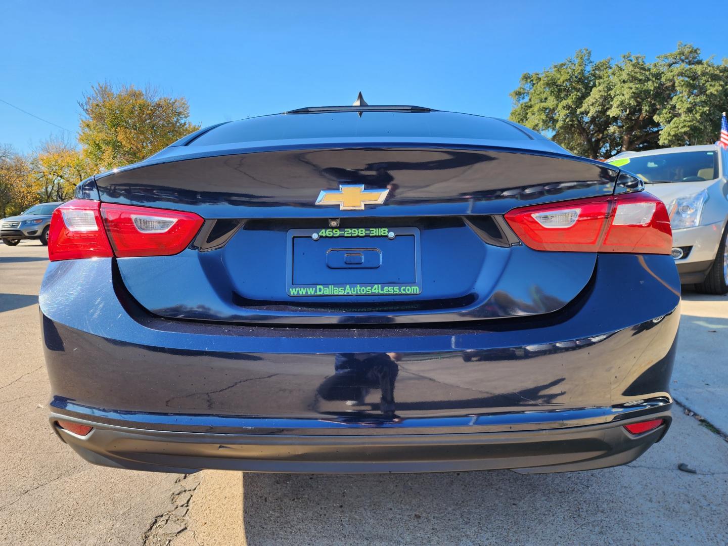 2018 DARK BLUE Chevrolet Malibu LS (1G1ZB5ST3JF) with an 1.5L L4 DOHC 16V engine, 6A transmission, located at 2660 S.Garland Avenue, Garland, TX, 75041, (469) 298-3118, 32.885551, -96.655602 - Photo#4